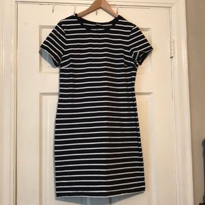 Old navy black and white stripped tee shirt dress